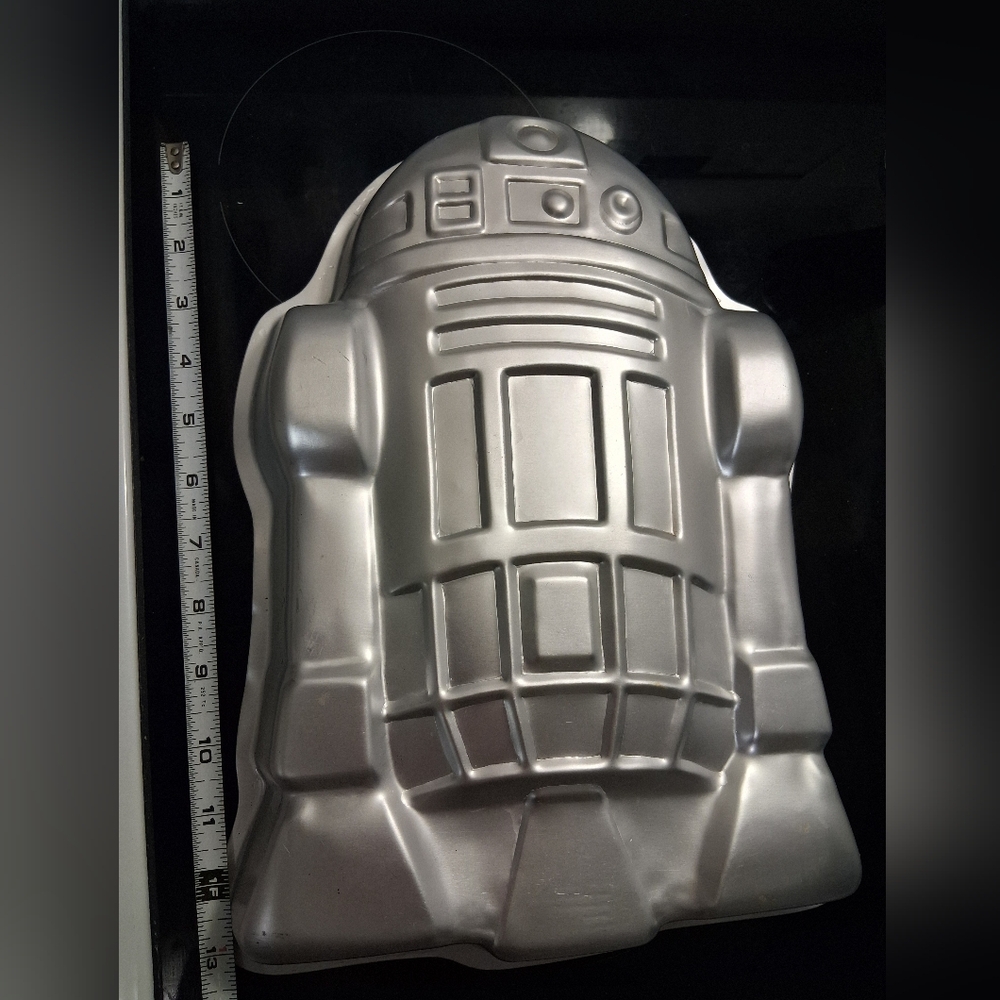 Vintage 1980 Star Wars R2D2 Cake Pan